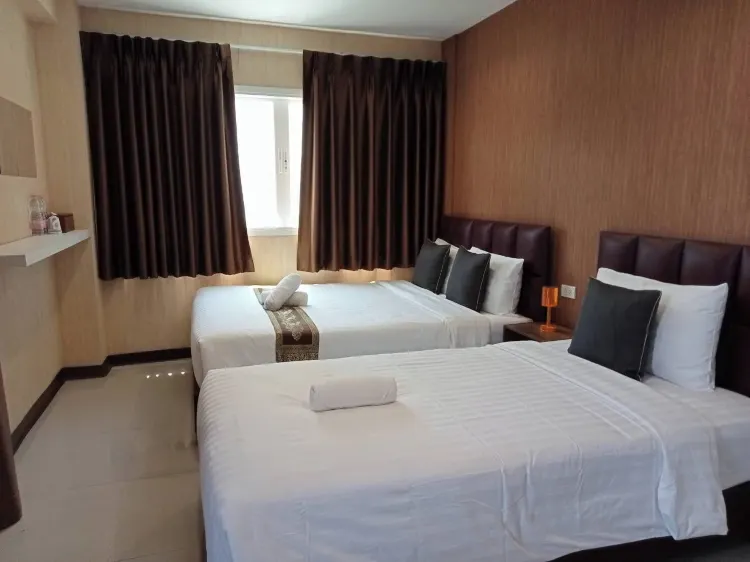 ห้องครอบครัว พักได้ 4 คน ไม่สูบบุหรี่ วิวคลอง