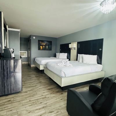 Standard Double Room, 2 Queen Beds, Non Smoking, Bay View Marion Motor Lodge Promo Code