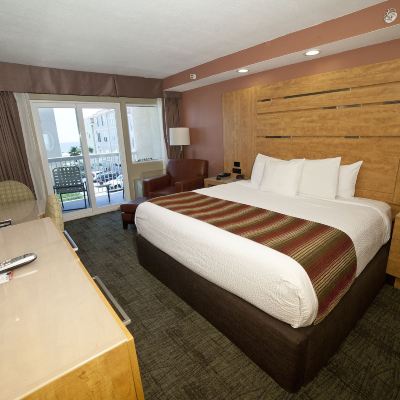 Premier Room, 1 King Bed, Refrigerator & Microwave, Partial Ocean View DeSoto Beach Hotel Promo Code