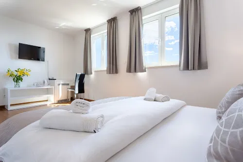 Adriatic Queen Rooms & Apartments