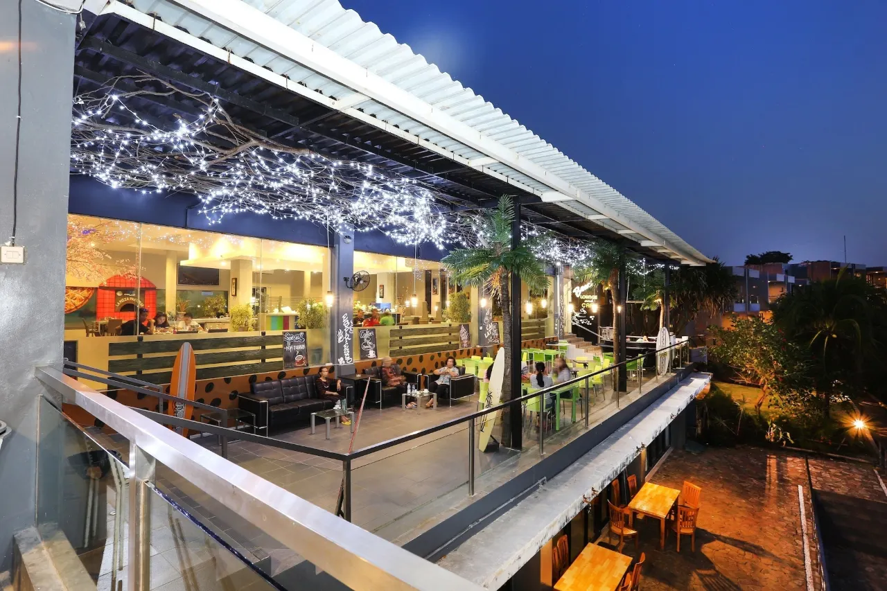 Restoran Tepi Pantai Tanjung Kodok Resort