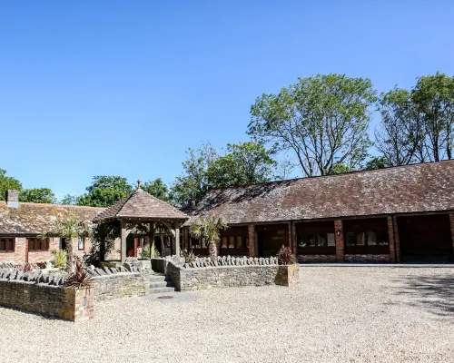Kingston Country Courtyard Hotels in Wareham