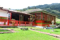 Ecohotel Pinohermoso Reserva Natural  호텔