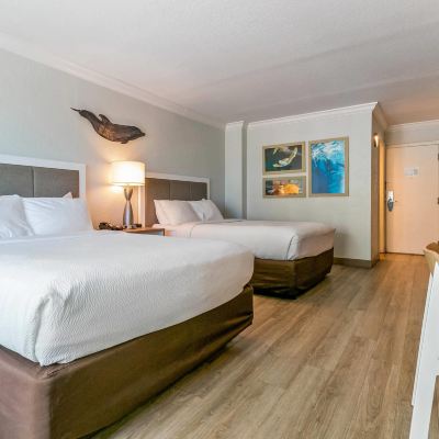 Family Suite With 2 Queen Beds And 2 Twin Beds-Partial Ocean View-Accessible-Non Smoking Winter the Dolphins Beach Club, Ascend Hotel Collection Promo Code