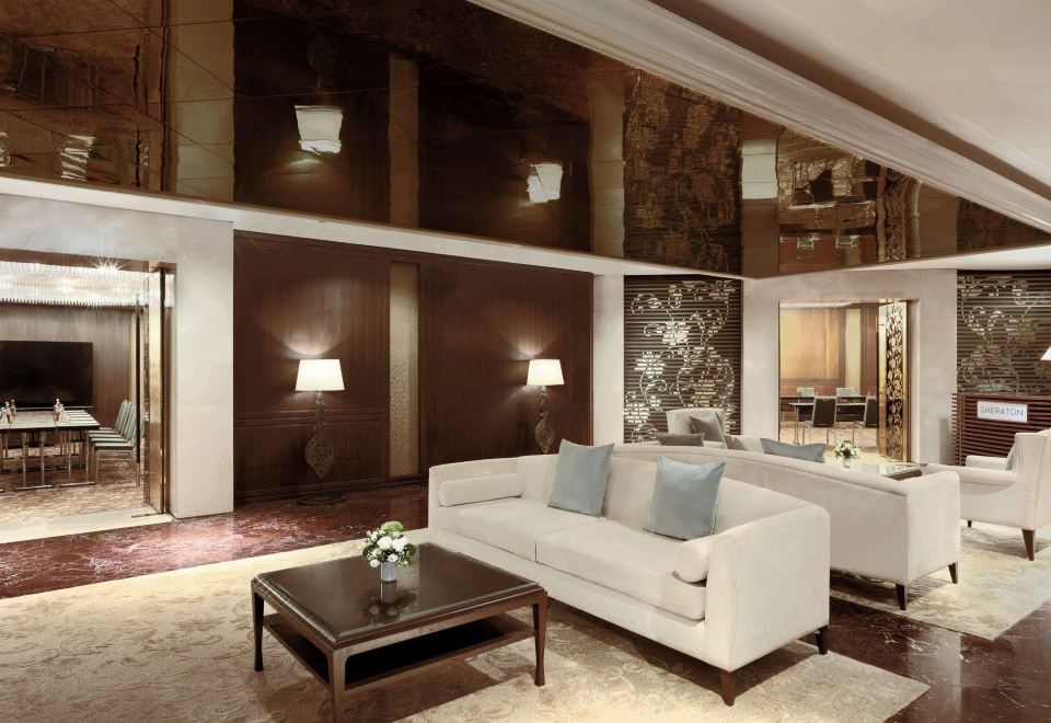 河景俱乐部豪华特大床房