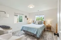 Walk to Downtown Sisters - Dog Friendly - Updated!