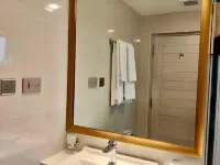 Marine Bay Colombo Sri Lanka Hotel a Colombo