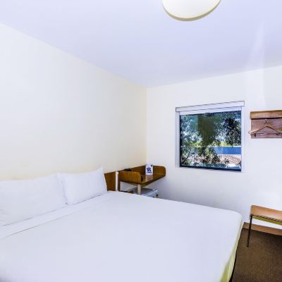 標準大床客房 宜必思快捷酒店 - 悉尼奧林匹克公園優惠