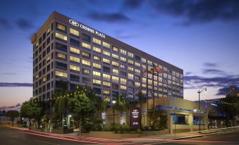 Crowne Plaza Hotel Los Angeles Harbor, an IHG Hotel