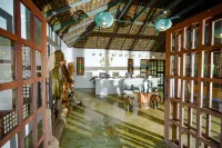 Amici Resort Hotel Laoag