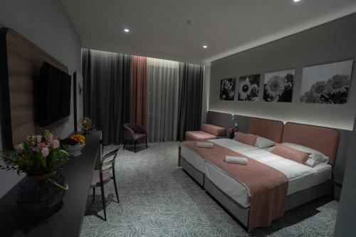 Hotel PresidentStandard Double or Twin Room