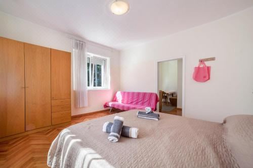 高级一卧室带阳台公寓