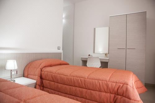 带阳台的标准双人或双床间