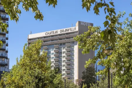 Best Western Premier Chateau Granville Hotel & Suites & Conference Centre