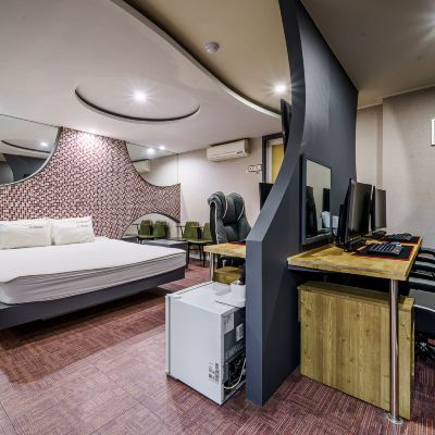VIP Family Room High-Spec 4 Pcs (Base On 2 People-Additional Charge Apply For 1 Additional Person, Cpu Intel 10 Th Generation I 5-10400 F) Busan Goejeong Rosso 쿠폰