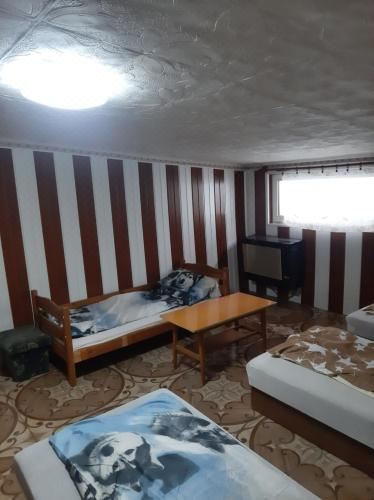 四人间（带浴室）