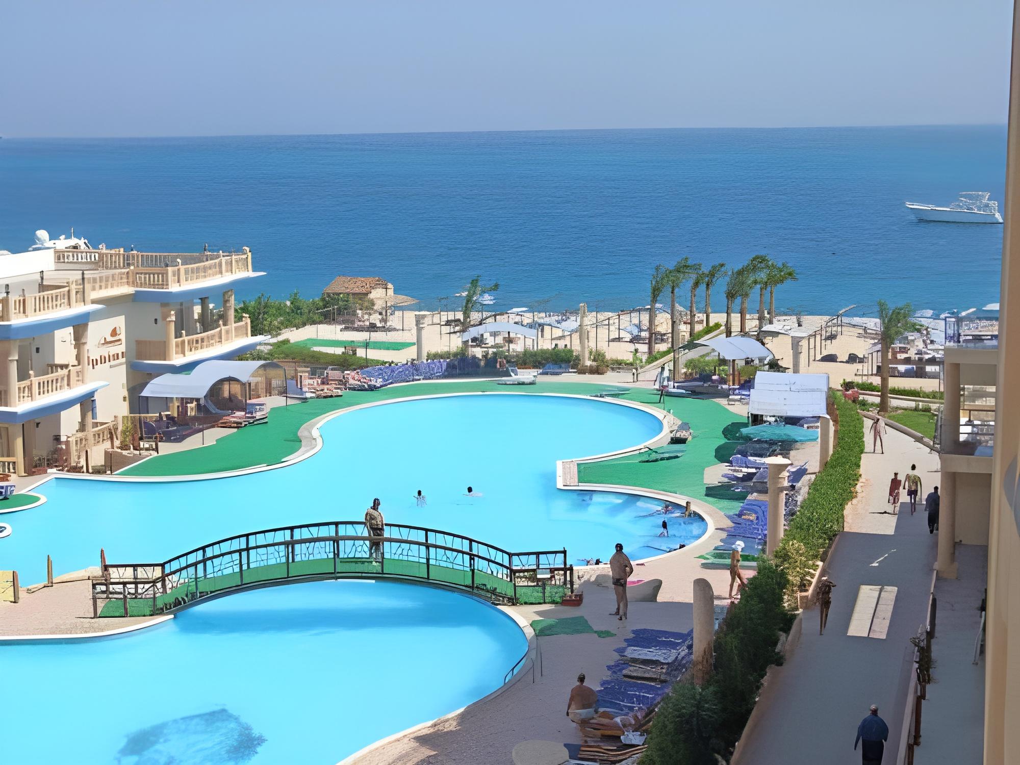 Sphinx aqua park beach resort. Sphinx aqua park beach resort 4*. Кинг тут аквапарк бич резорт 4 хургада. Sphinx aqua park beach resort 4 хургада. Кинг тут аквапарк бич резорт 4 хургада.