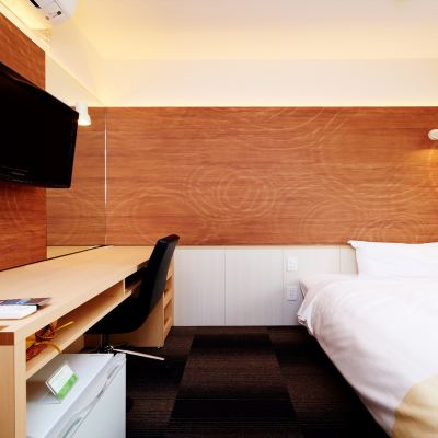 スタンダードダブルルーム(喫煙) スーパーホテル大垣駅前 クーポン