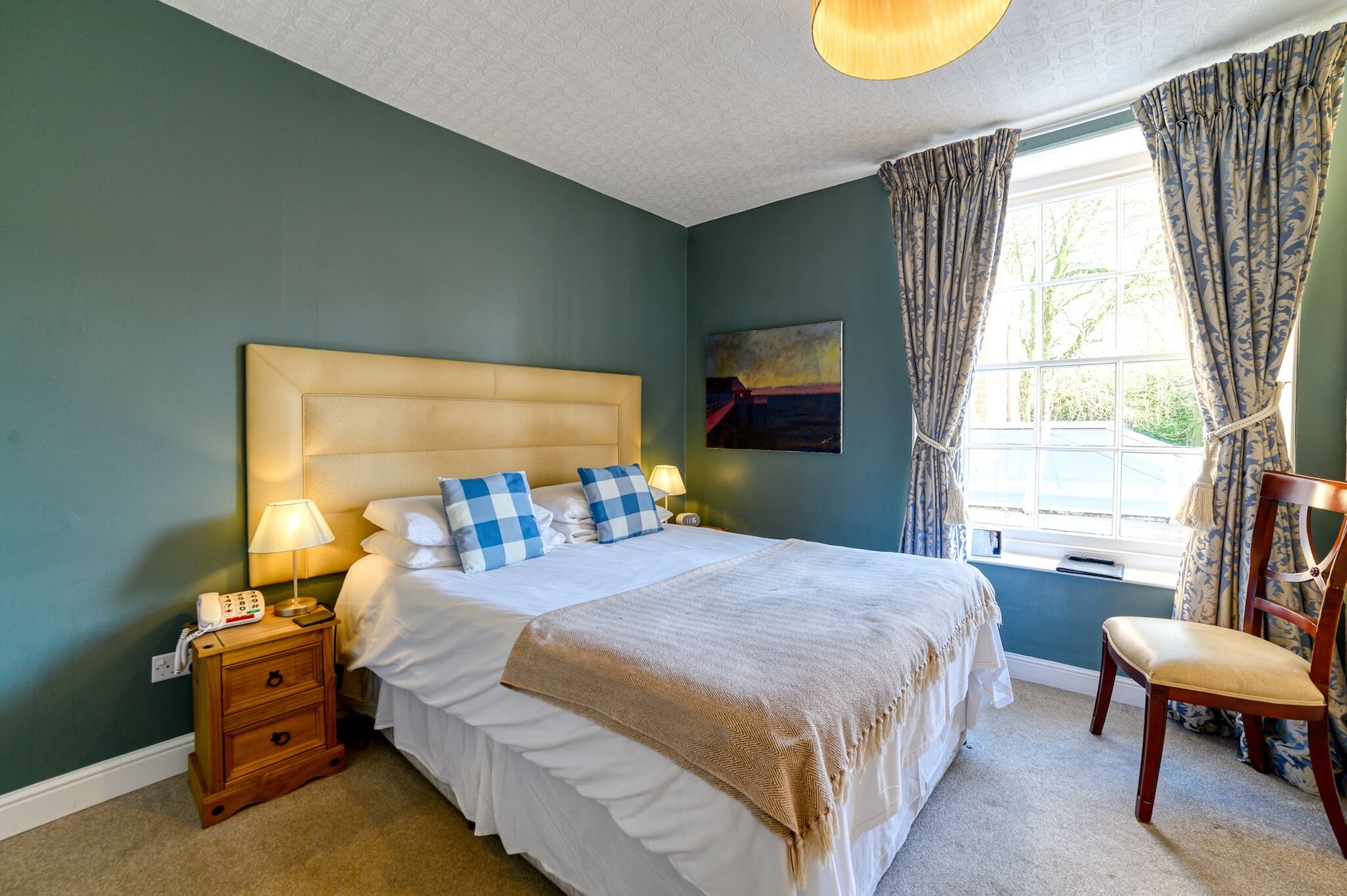 标准双人房，带独立衞浴（小双人房：房间7）