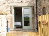 The Blind Bull Hotels in Buxton