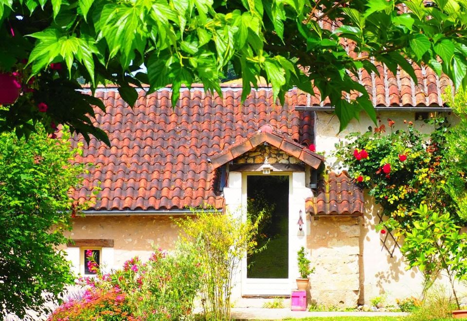 La Belle Verte - Housity