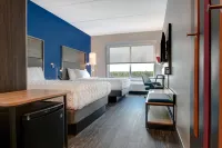 Tru by Hilton Burlington Hotel di 