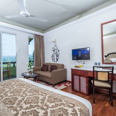 Deluxe Room Earl's Regent Hotel Promo Code