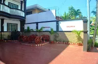 Mayon Backpackers Hostel Hotele w: 