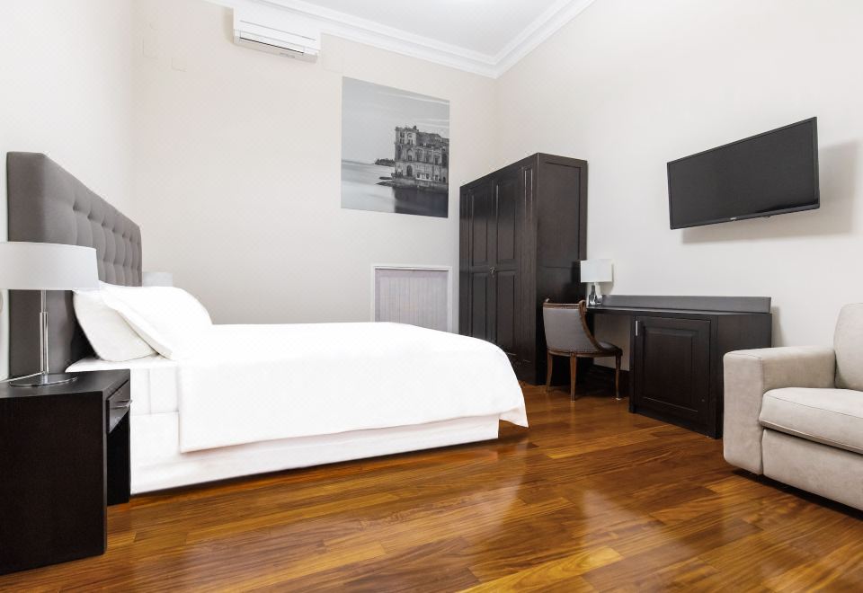 特大床公寓 - 带梳化床