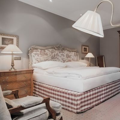 Junior Suite Schlosshotel Berlin by Patrick Hellmann Promo Code