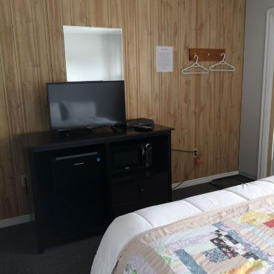 2 Queen Bed Suite Seaport Inn Promo Code