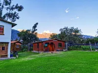 Apu Ecolodge Отели в г. 