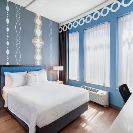Fairfield Inn & Suites Chicago Downtown/Magnificent Mile