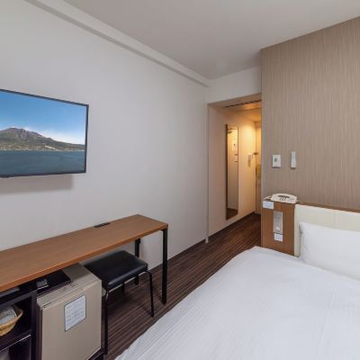 エコノミーダブルルーム1 喫煙 13㎡ 鹿児島ワシントンホテルプラザ クーポン