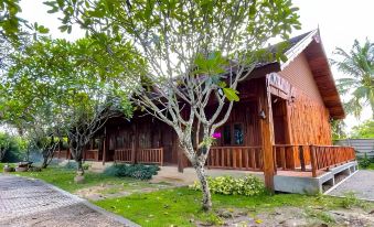 Green Tree Resort กรีนทรี รีสอร์ต - Housity