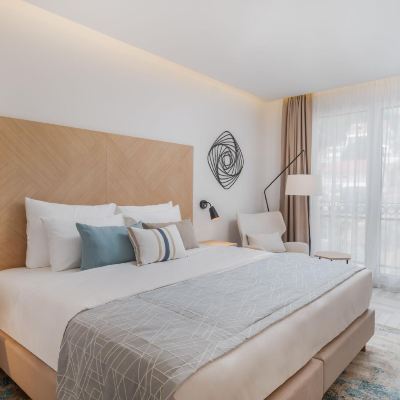 Superior Park View Room With Balcony-Contemporary Building Lazure Hotel and Marina Promo Code