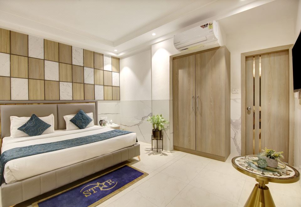 Hotel Delhi 37 Classic Room, 1 Double Bed, Non Smoking