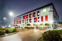 Holiday Inn LONDON - LUTON AIRPORT by IHG Hotels in 