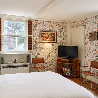 Charming Green Room Boutique 29 India House Promo Code