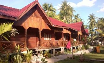 Nongsak Guesthouse and Restaurant