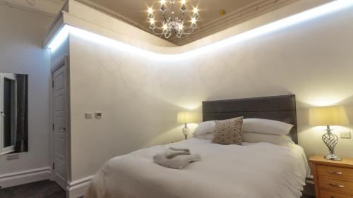 The Windsor SuiteDeluxe Apartment