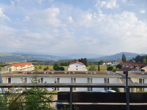 56号 - 带山景的单间