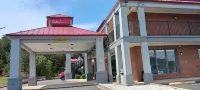 Red Roof Inn & Suites Scottsboro Hotels in 