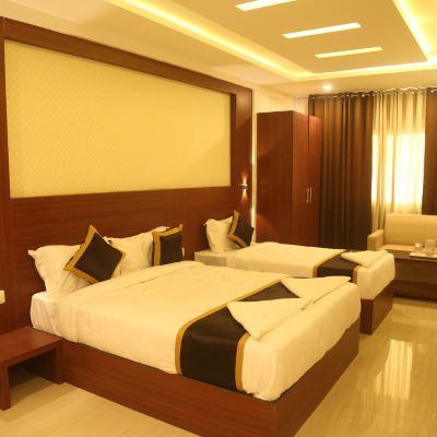 One Day Club Room (Triple Bed) AC