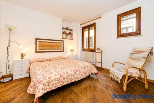 高级一卧室带阳台公寓