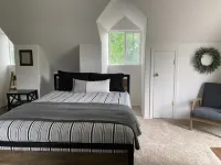 Park-like setting near river, trails, hot springs and so much more! Hotels in 
