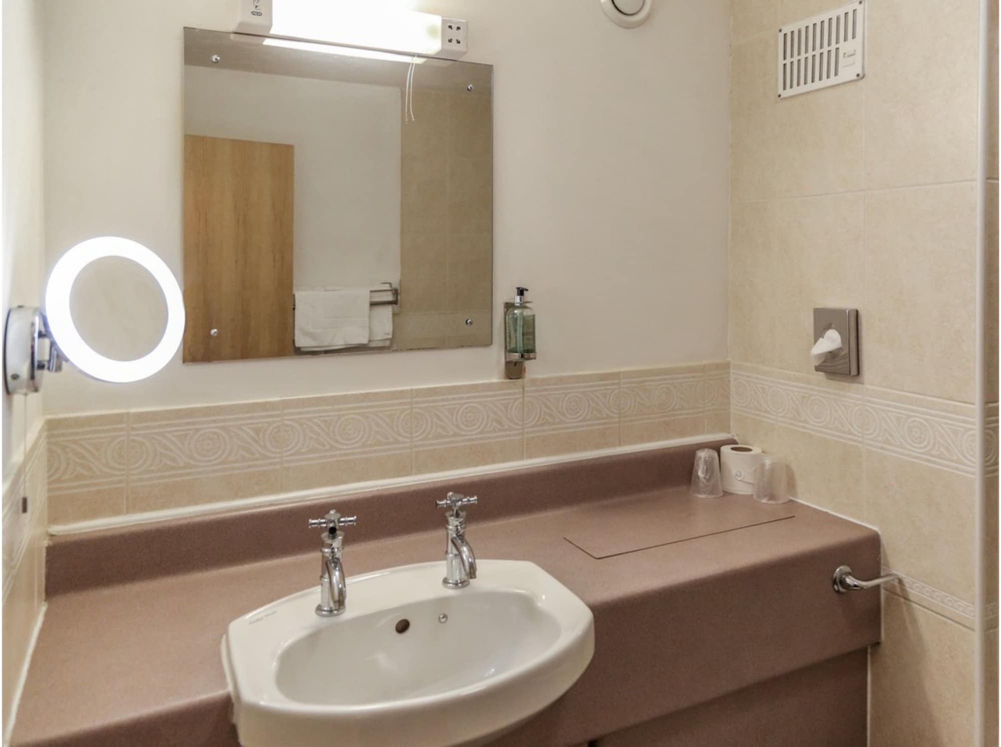 双床房带独立浴室