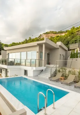 Pefkaki Boutique Hotel Loutraki Hôtels à : 
