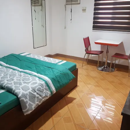 Enriquez Hotel