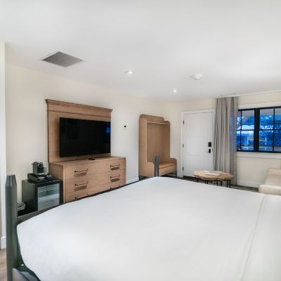 Deluxe Room, 1 King Bed With Sofa Bed (Premium King, Sofa Bed, Private Patio) Homestead Resort Promo Code